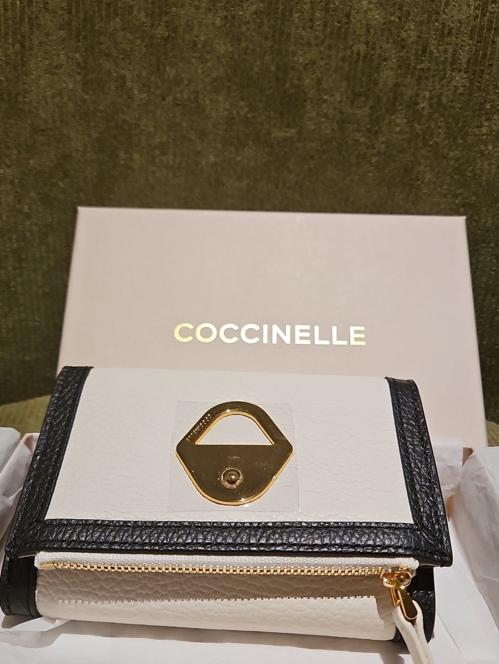 New Coccinelle Beat Soft Two Tone Grained Leather Trifold Women's Wallet